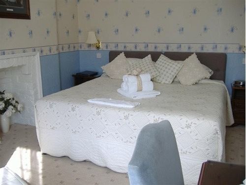 Alojamento de Acomodação e Pequeno-almoço Kingston House 5*