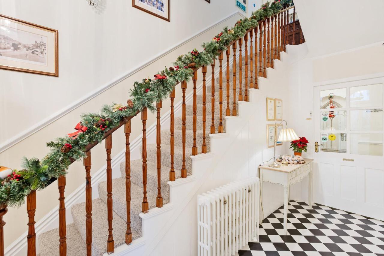 Kingston House Отель типа 